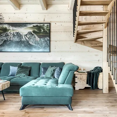 Osada Czerwone Wierchy Косцелиско